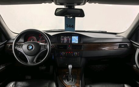 BMW 3 серия, 2011 год, 910 000 рублей, 10 фотография