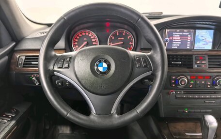 BMW 3 серия, 2011 год, 910 000 рублей, 13 фотография