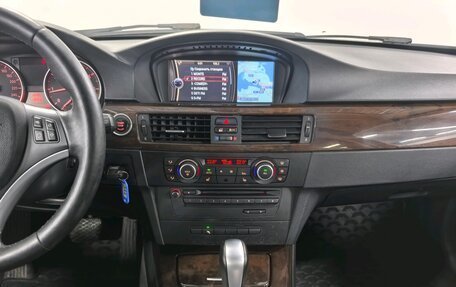 BMW 3 серия, 2011 год, 910 000 рублей, 14 фотография