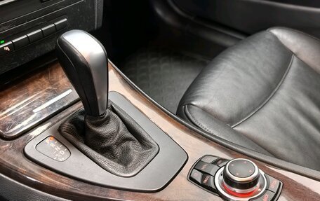 BMW 3 серия, 2011 год, 910 000 рублей, 15 фотография