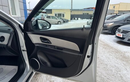 Chevrolet Cruze II, 2011 год, 675 000 рублей, 8 фотография