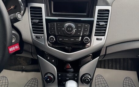 Chevrolet Cruze II, 2011 год, 675 000 рублей, 13 фотография