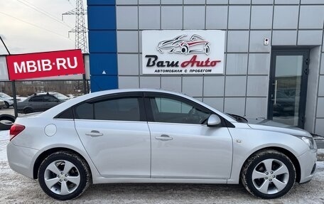 Chevrolet Cruze II, 2011 год, 675 000 рублей, 2 фотография