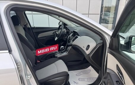 Chevrolet Cruze II, 2011 год, 675 000 рублей, 5 фотография