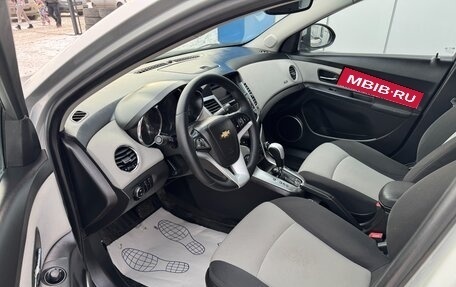 Chevrolet Cruze II, 2011 год, 675 000 рублей, 16 фотография