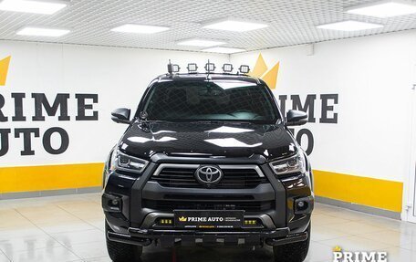 Toyota Hilux VIII, 2021 год, 4 599 000 рублей, 2 фотография
