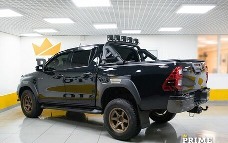 Toyota Hilux VIII, 2021 год, 4 599 000 рублей, 4 фотография