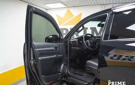 Toyota Hilux VIII, 2021 год, 4 599 000 рублей, 7 фотография