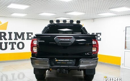 Toyota Hilux VIII, 2021 год, 4 599 000 рублей, 5 фотография