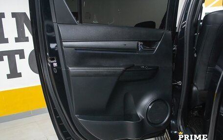 Toyota Hilux VIII, 2021 год, 4 599 000 рублей, 14 фотография