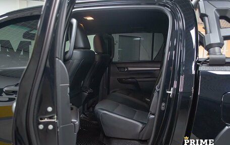 Toyota Hilux VIII, 2021 год, 4 599 000 рублей, 16 фотография