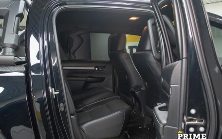 Toyota Hilux VIII, 2021 год, 4 599 000 рублей, 22 фотография