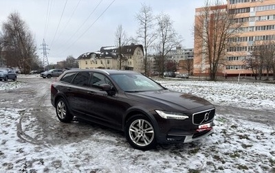 Volvo V90 Cross Country I рестайлинг, 2017 год, 2 720 000 рублей, 1 фотография
