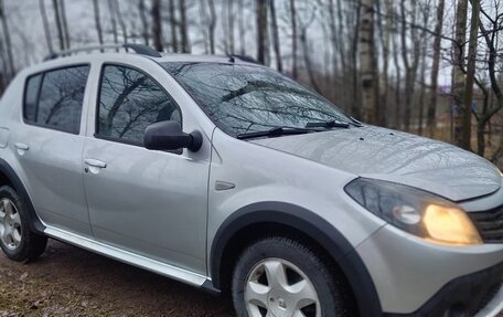 Renault Sandero I, 2013 год, 600 000 рублей, 6 фотография