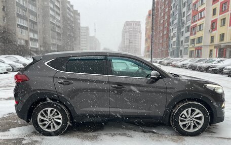 Hyundai Tucson III, 2017 год, 2 200 000 рублей, 8 фотография
