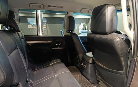 Mitsubishi Pajero IV, 2012 год, 1 860 000 рублей, 9 фотография