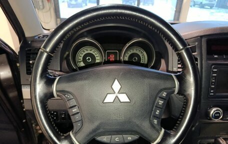 Mitsubishi Pajero IV, 2012 год, 1 860 000 рублей, 10 фотография