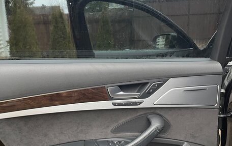 Audi A8, 2016 год, 2 200 000 рублей, 9 фотография