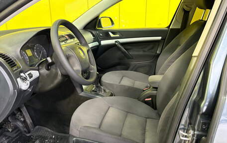 Skoda Octavia, 2005 год, 379 000 рублей, 13 фотография