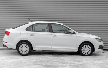 Skoda Rapid II, 2021 год, 1 035 000 рублей, 4 фотография