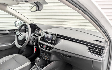 Skoda Rapid II, 2021 год, 1 035 000 рублей, 11 фотография