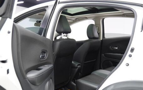 Honda Vezel, 2022 год, 1 290 000 рублей, 14 фотография