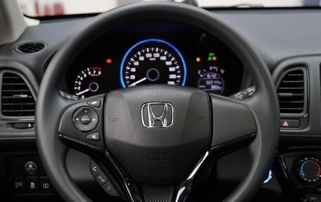 Honda Vezel, 2022 год, 1 290 000 рублей, 8 фотография