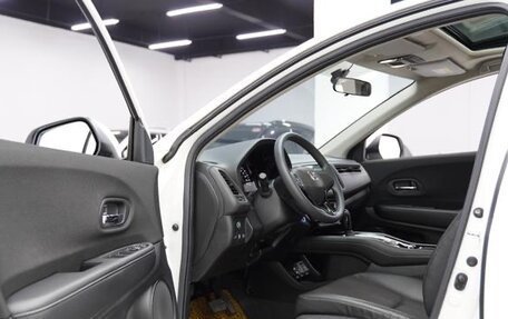 Honda Vezel, 2022 год, 1 290 000 рублей, 7 фотография