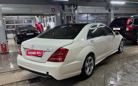 Mercedes-Benz S-Класс, 2010 год, 1 700 000 рублей, 6 фотография