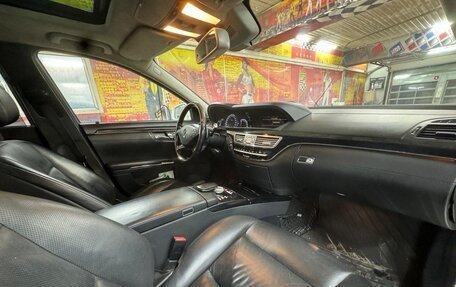 Mercedes-Benz S-Класс, 2010 год, 1 700 000 рублей, 24 фотография