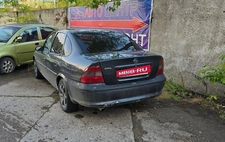 Opel Vectra B рестайлинг, 1998 год, 250 000 рублей, 2 фотография