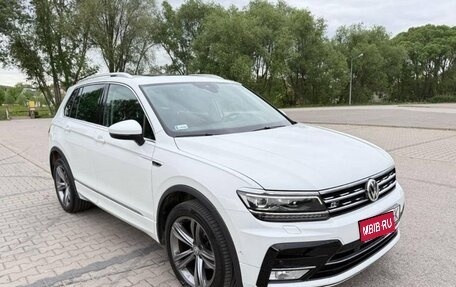 Volkswagen Tiguan II, 2017 год, 1 800 000 рублей, 1 фотография