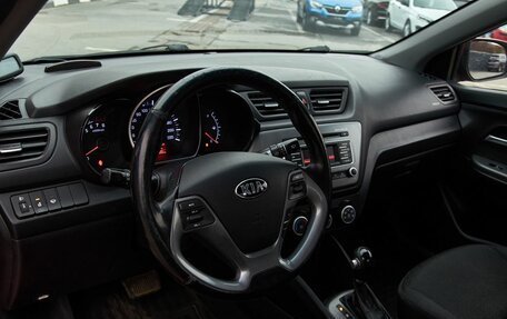KIA Rio III рестайлинг, 2015 год, 864 000 рублей, 11 фотография