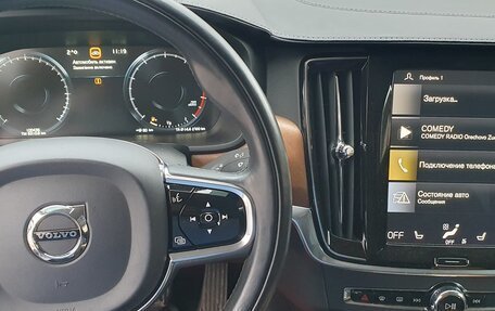 Volvo S90 II рестайлинг, 2019 год, 3 200 000 рублей, 11 фотография