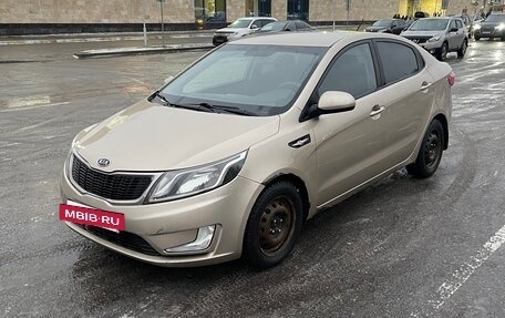 KIA Rio III рестайлинг, 2012 год, 570 000 рублей, 3 фотография