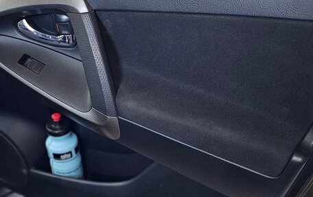 Toyota RAV4, 2010 год, 1 800 000 рублей, 18 фотография