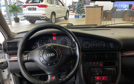Audi A6, 1996 год, 319 000 рублей, 11 фотография