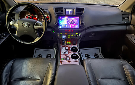 Toyota Highlander III, 2012 год, 1 750 000 рублей, 8 фотография