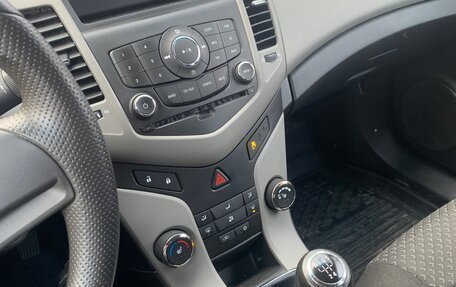 Chevrolet Cruze II, 2012 год, 850 000 рублей, 2 фотография