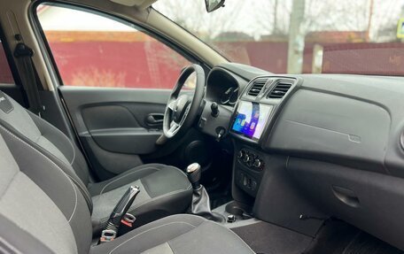 Renault Logan II, 2021 год, 990 000 рублей, 15 фотография