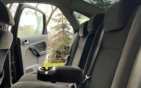 Ford Focus II рестайлинг, 2006 год, 320 000 рублей, 15 фотография