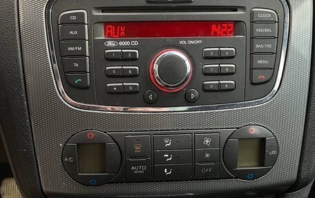 Ford Focus II рестайлинг, 2006 год, 320 000 рублей, 23 фотография