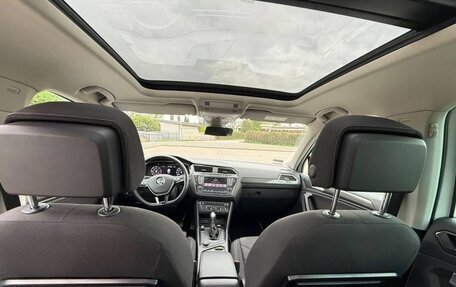 Volkswagen Tiguan II, 2017 год, 1 800 000 рублей, 11 фотография