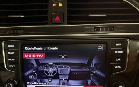 Volkswagen Tiguan II, 2017 год, 1 800 000 рублей, 10 фотография