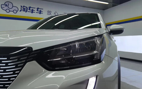 Peugeot 2008 II, 2022 год, 1 300 000 рублей, 3 фотография