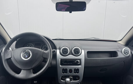 Renault Sandero I, 2011 год, 600 000 рублей, 14 фотография