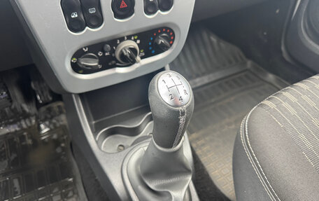 Renault Sandero I, 2011 год, 600 000 рублей, 17 фотография