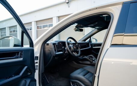 Porsche Cayenne III, 2024 год, 13 498 083 рублей, 12 фотография