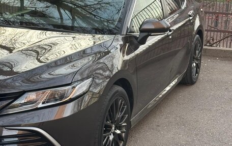 Toyota Camry, 2022 год, 4 500 000 рублей, 6 фотография