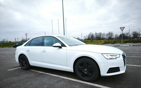 Audi A4, 2019 год, 2 630 000 рублей, 4 фотография